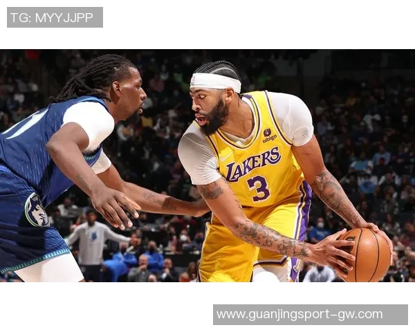 戴维斯回忆膝盖受伤瞬间手术后洗澡时泪流满面感慨万千 戴维斯回忆膝盖受伤瞬间手术后洗澡时泪流满面感慨万千